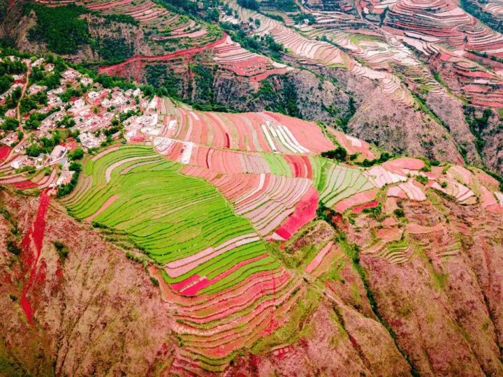 這條云南最美公路，適合自駕，現在還免費--怒江最美公路