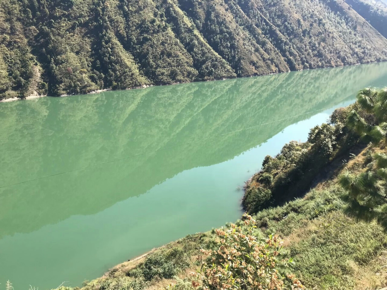 怒江石月亮景區