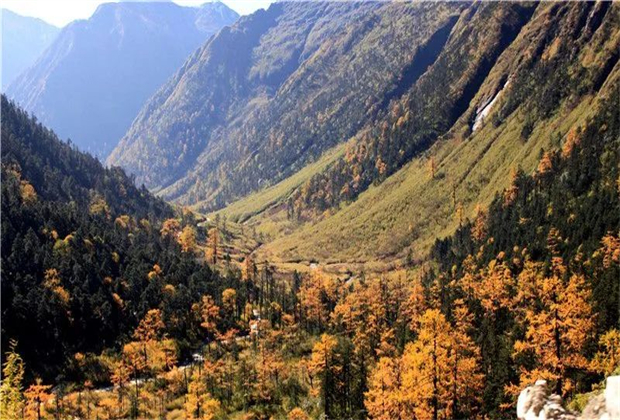 怒江定制旅游：來福貢，一起用腳步丈量山川，享受美好